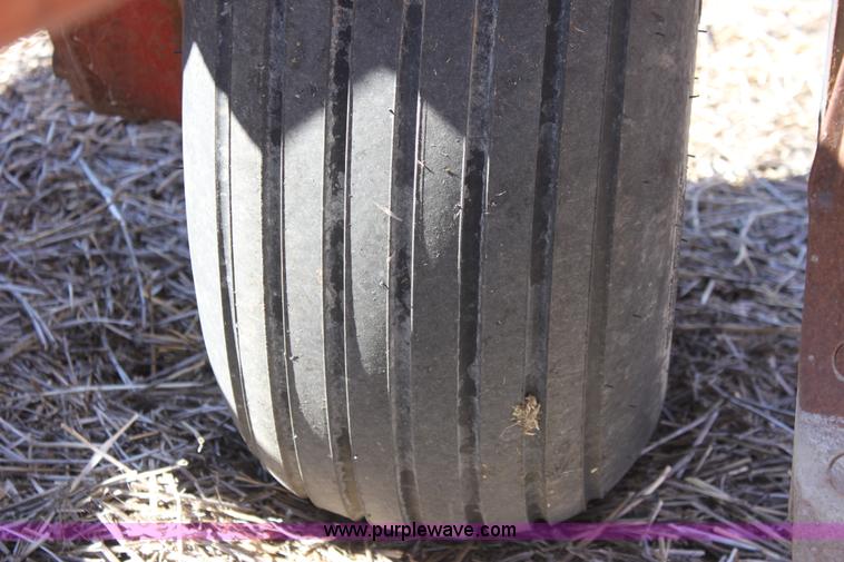 image for item E8437 Sunflower 30' folding chisel