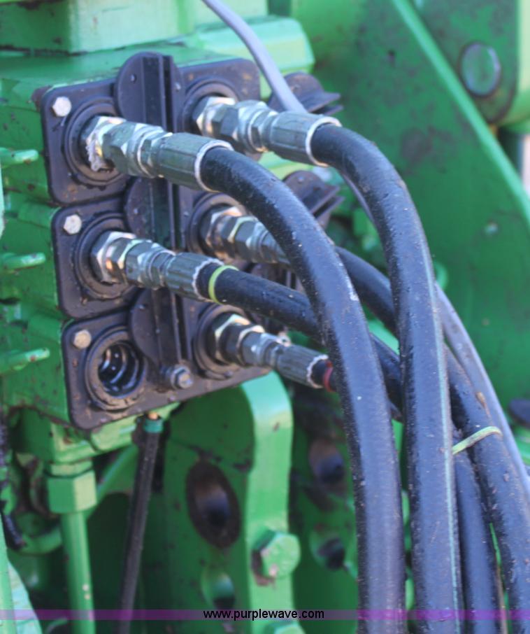 image for item E8438 2003 Sunflower 9432 30' folding drill