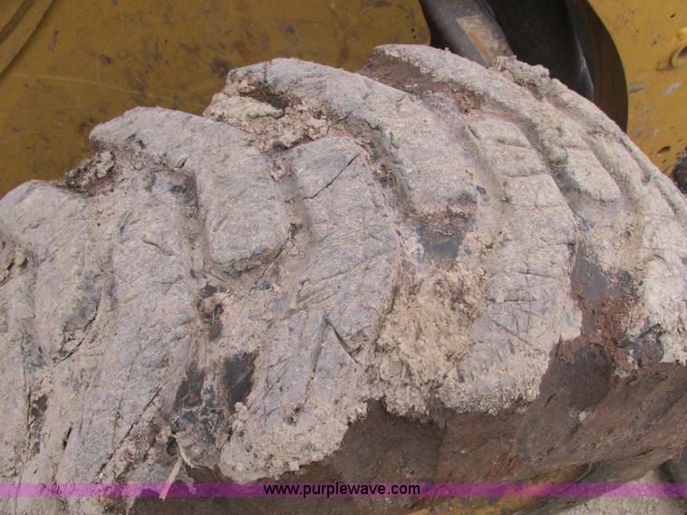 image for item A3912 2000 Caterpillar 246 skid steer