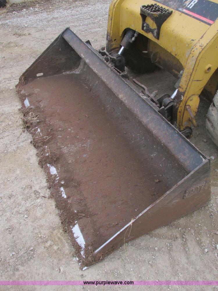 image for item A3912 2000 Caterpillar 246 skid steer