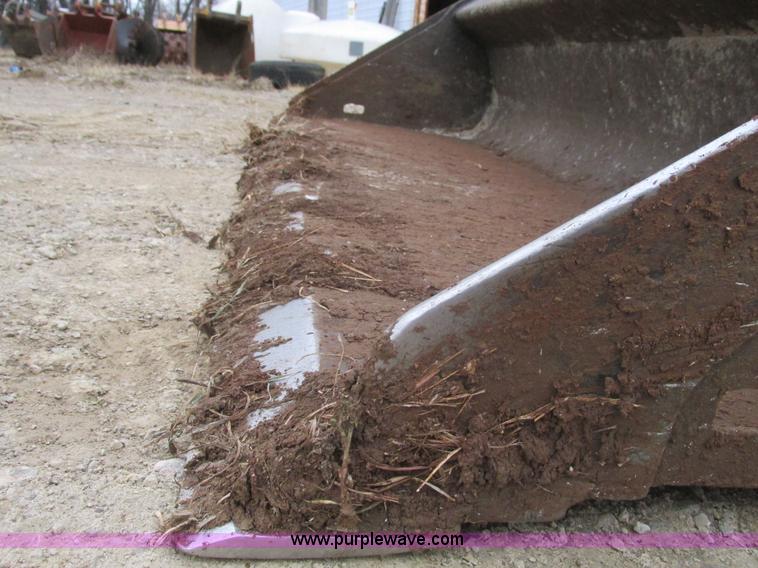 image for item A3912 2000 Caterpillar 246 skid steer