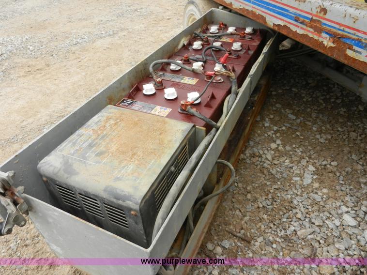 image for item A3913 SkyJack 3220 scissor lift