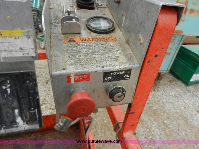 image for item A3913 SkyJack 3220 scissor lift