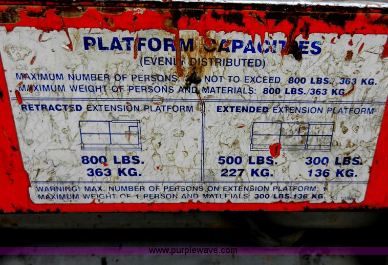 image for item A3913 SkyJack 3220 scissor lift