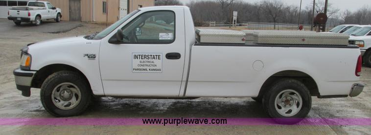 image for item F4237 1998 Ford F150 pickup truck