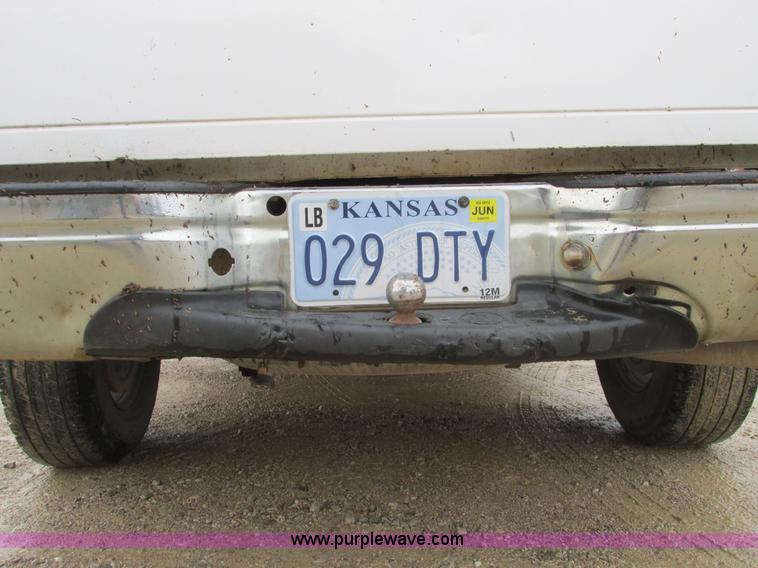 image for item F4237 1998 Ford F150 pickup truck