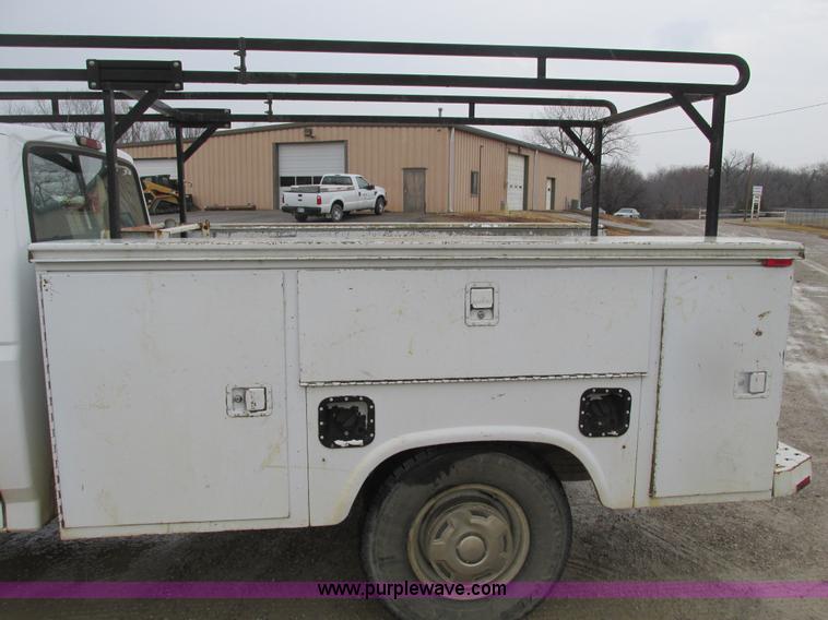 image for item F4239 1997 Ford F250 service truck