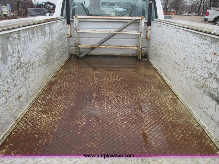 image for item F4239 1997 Ford F250 service truck