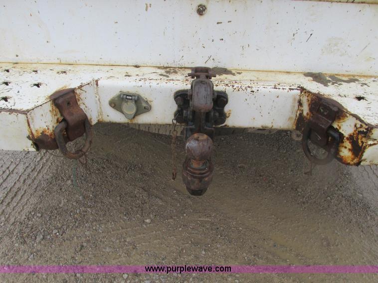 image for item F4239 1997 Ford F250 service truck