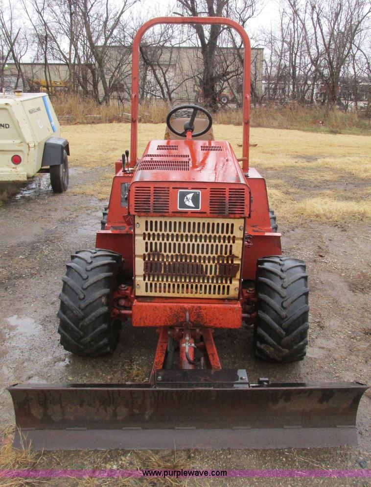 image for item F4242 1999 Ditch Witch 3700DD trencher