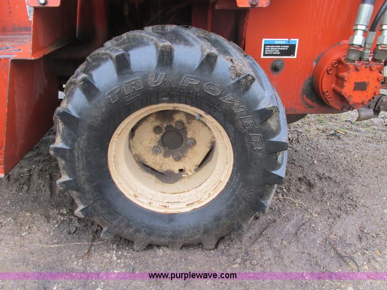 image for item F4242 1999 Ditch Witch 3700DD trencher