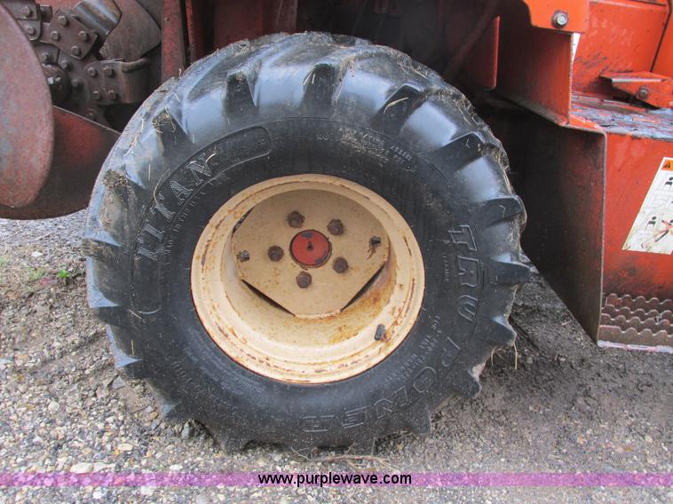 image for item F4242 1999 Ditch Witch 3700DD trencher