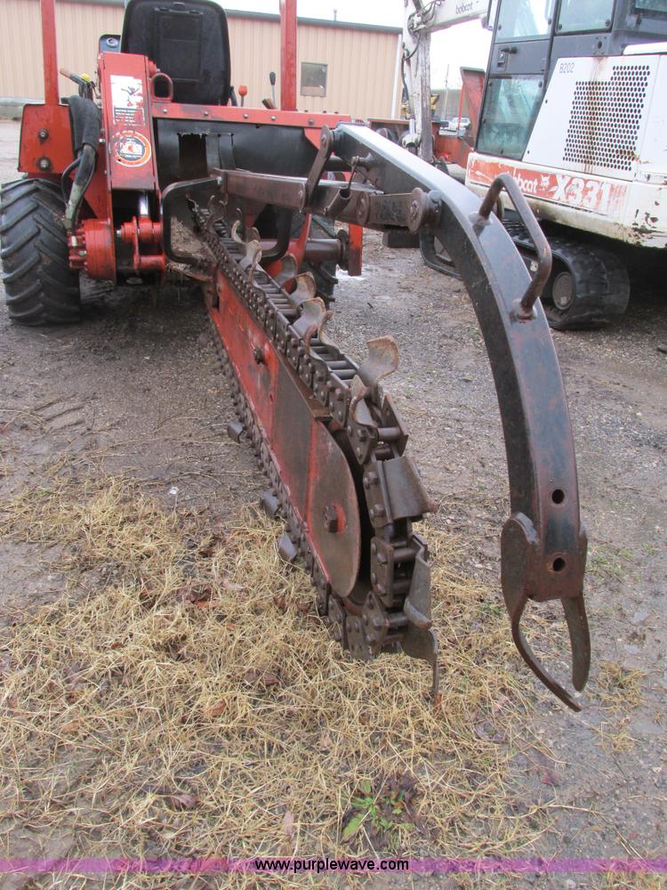 image for item F4242 1999 Ditch Witch 3700DD trencher