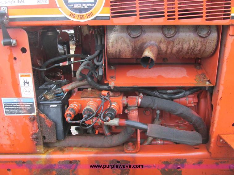 image for item F4242 1999 Ditch Witch 3700DD trencher