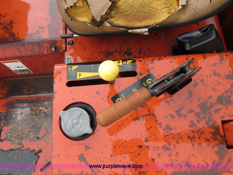 image for item F4242 1999 Ditch Witch 3700DD trencher