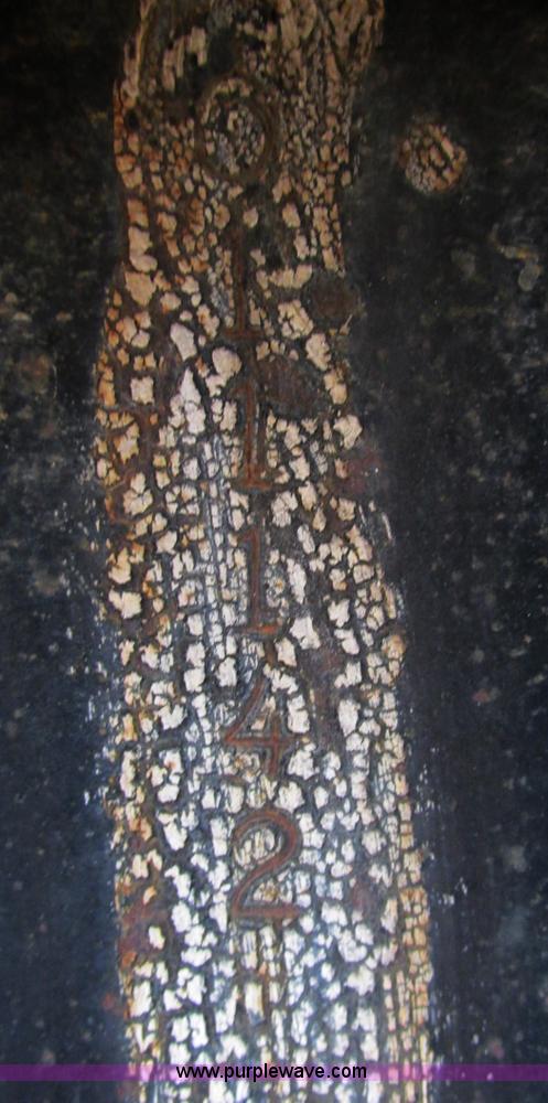 image for item F4248 2005 Comb 26' single axle office trailer