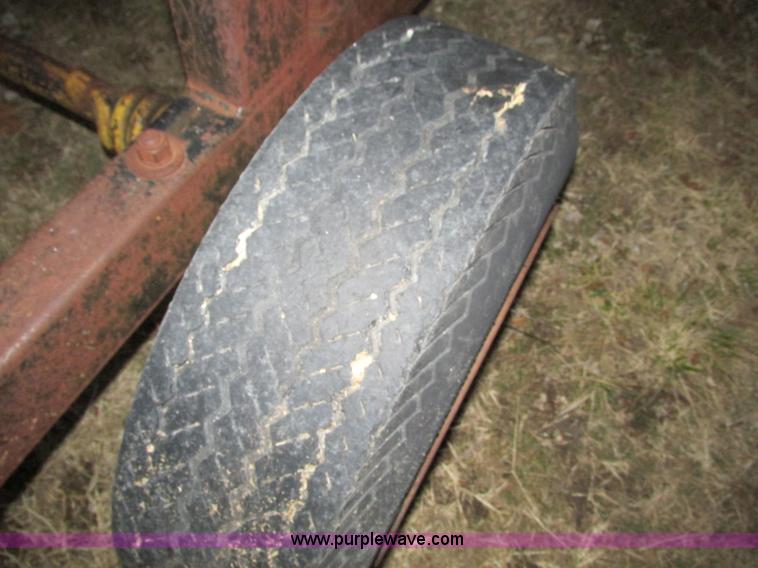 image for item F4253 Single axle double spool trailer