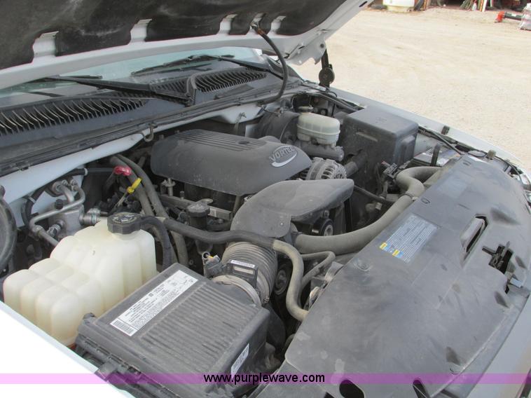 image for item F4278 2006 GMC Sierra 1500 pickup truck