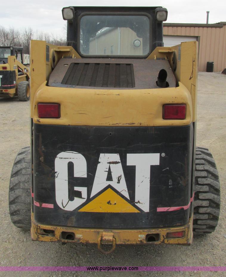 image for item F4279 2002 Caterpillar 236 skid steer