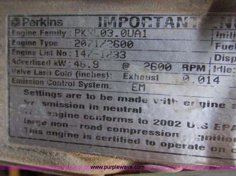 image for item F4279 2002 Caterpillar 236 skid steer