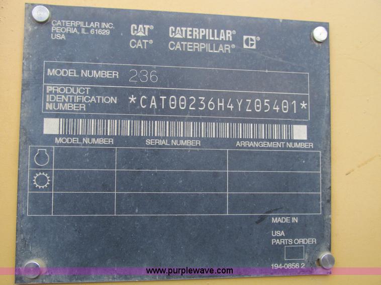 image for item F4279 2002 Caterpillar 236 skid steer