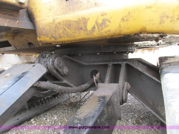 image for item F4280 2005 Caterpillar 303 CR mini excavator