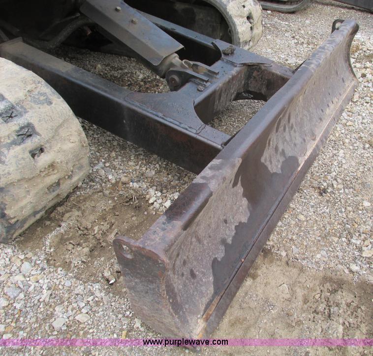 image for item F4280 2005 Caterpillar 303 CR mini excavator