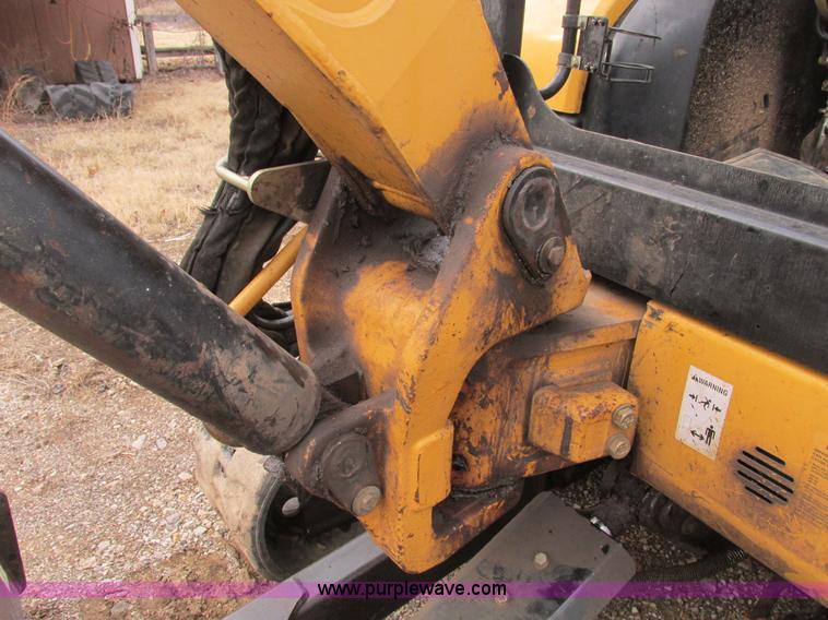 image for item F4280 2005 Caterpillar 303 CR mini excavator