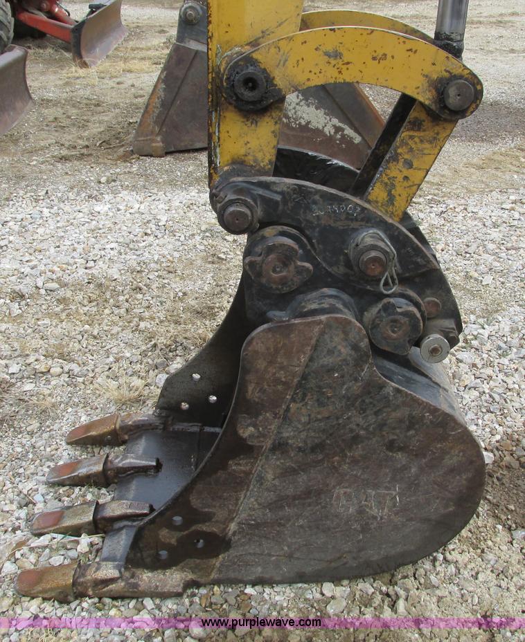 image for item F4280 2005 Caterpillar 303 CR mini excavator