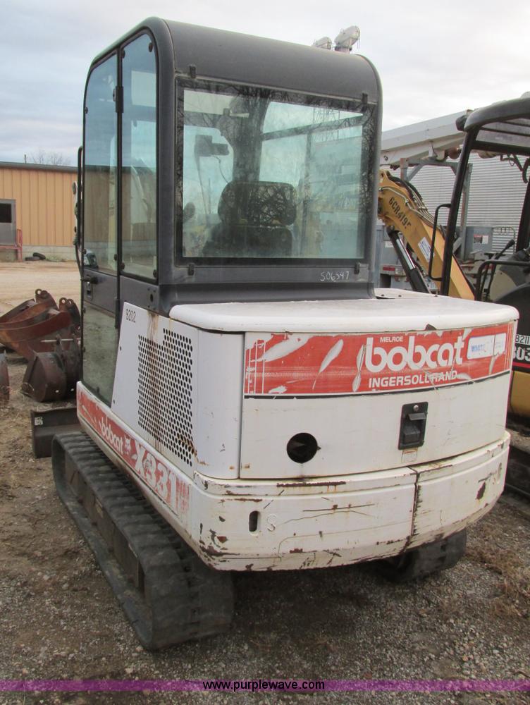 image for item F4281 1997 Bobcat X331 compact excavator