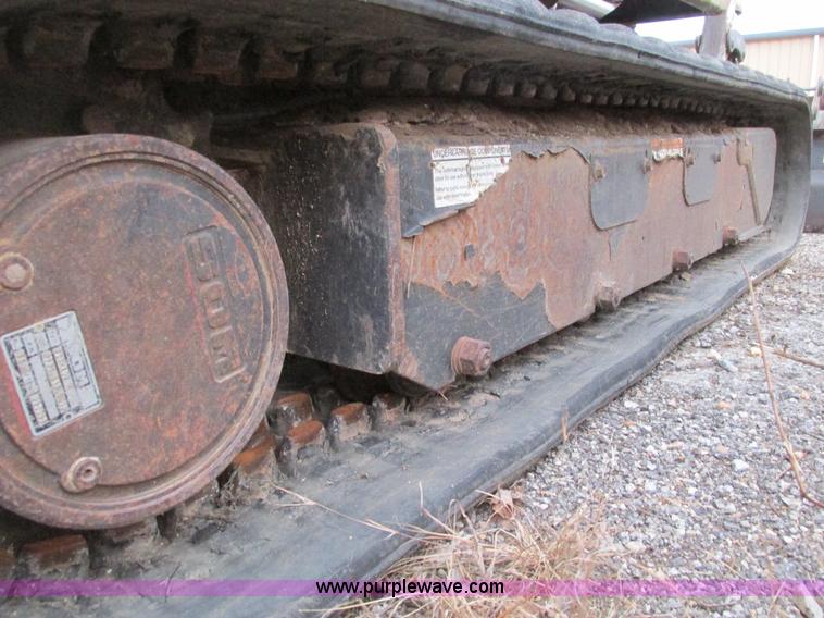 image for item F4281 1997 Bobcat X331 compact excavator