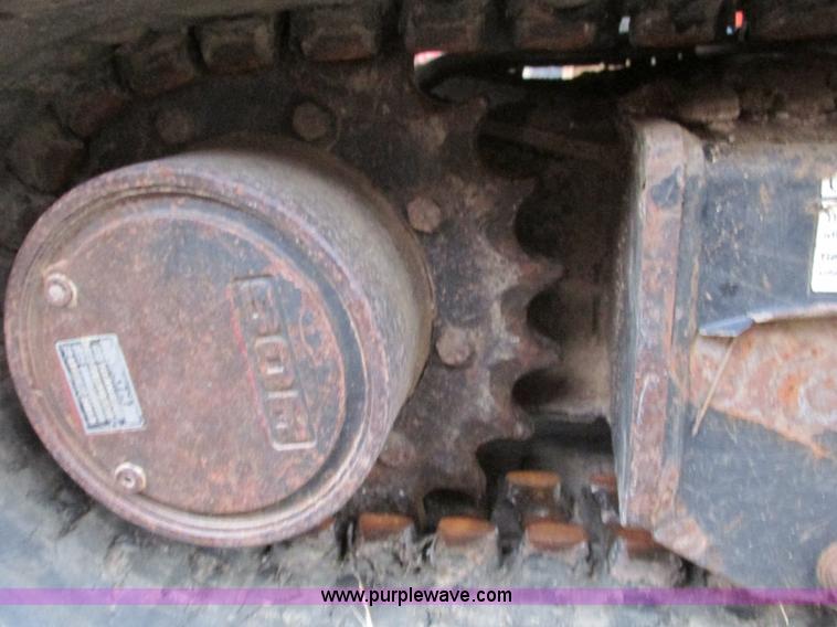 image for item F4281 1997 Bobcat X331 compact excavator