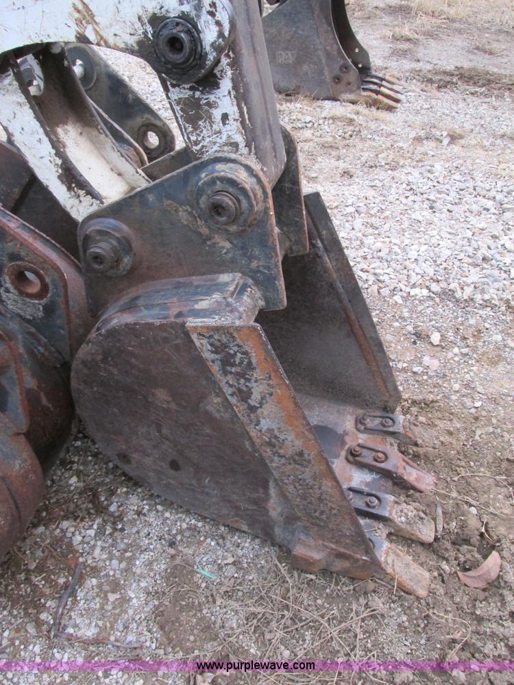 image for item F4281 1997 Bobcat X331 compact excavator