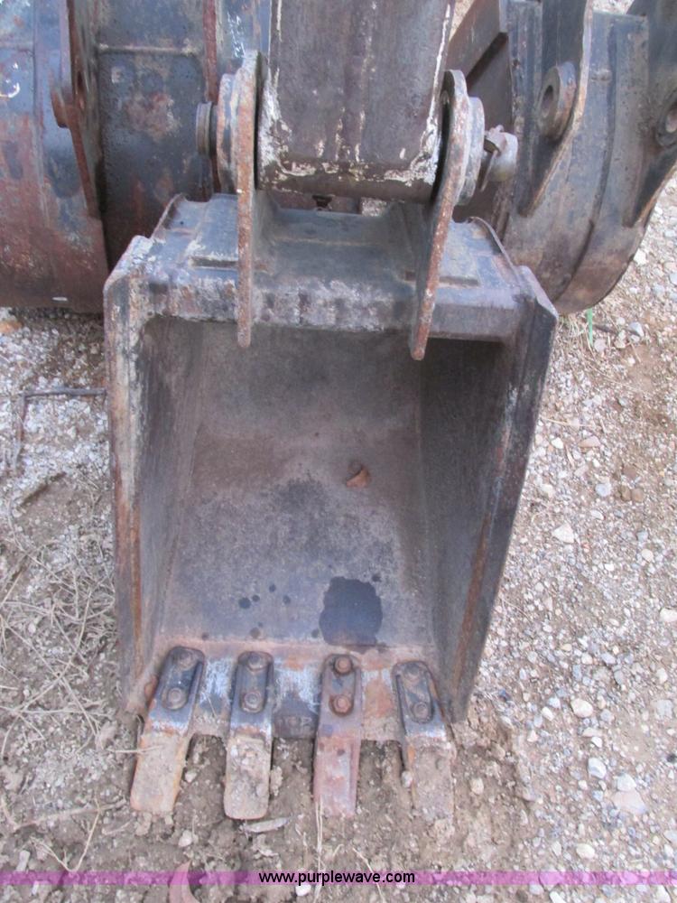 image for item F4281 1997 Bobcat X331 compact excavator