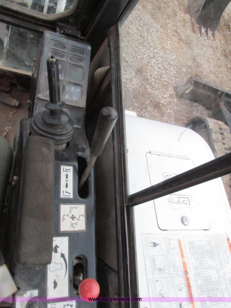 image for item F4281 1997 Bobcat X331 compact excavator