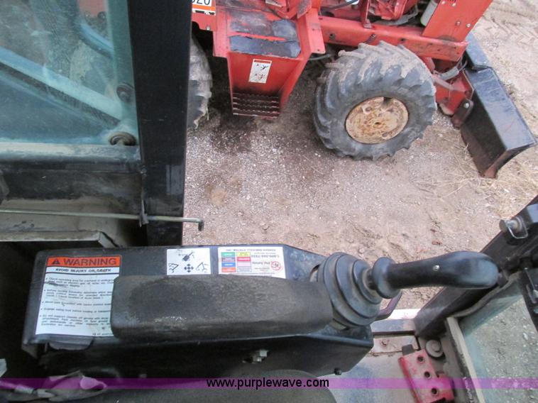 image for item F4281 1997 Bobcat X331 compact excavator