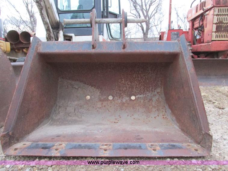 image for item F4281 1997 Bobcat X331 compact excavator