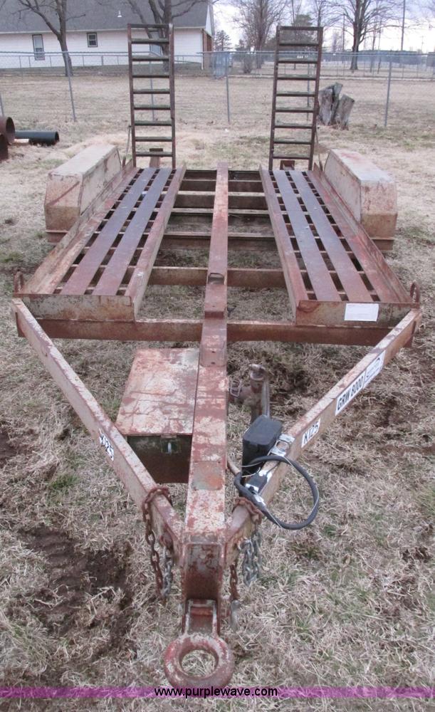 image for item F4282 1981 13' tandem axle trailer