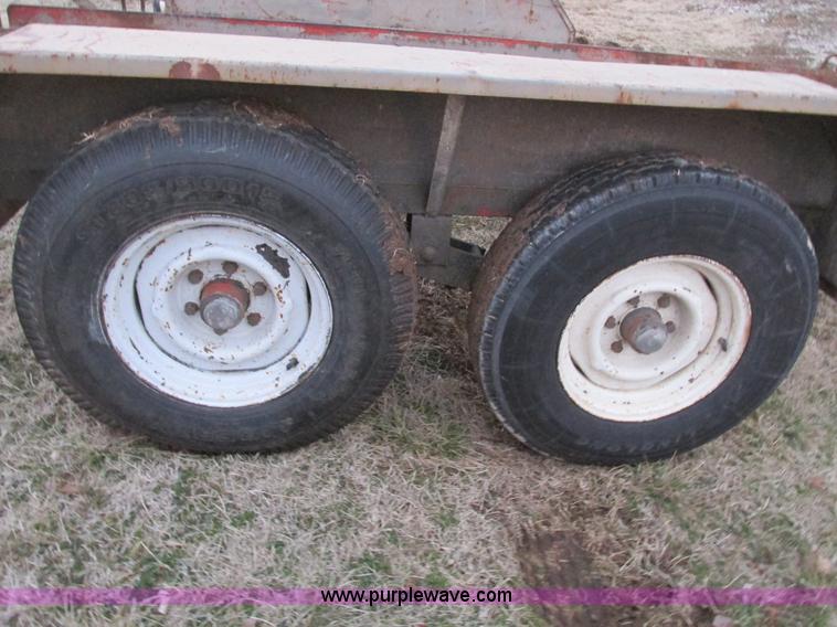 image for item F4282 1981 13' tandem axle trailer