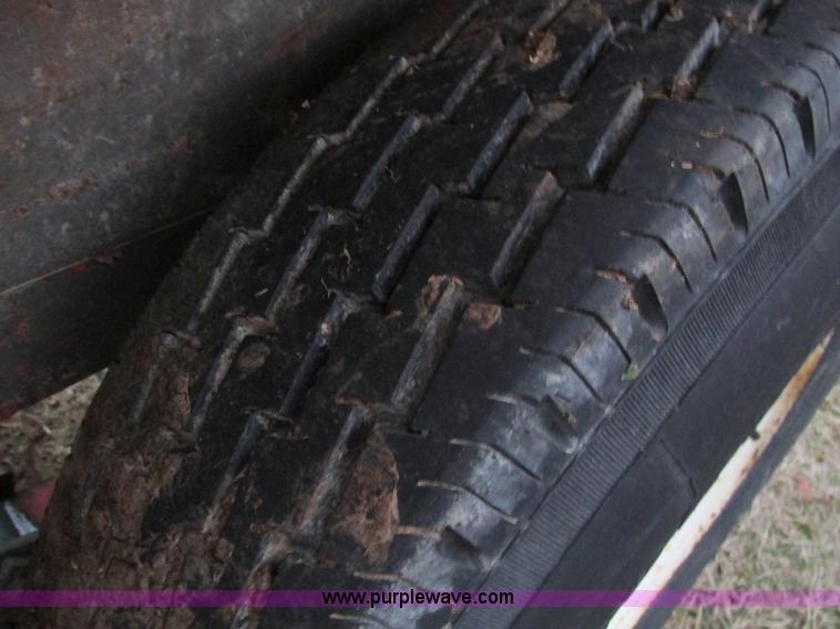 image for item F4282 1981 13' tandem axle trailer