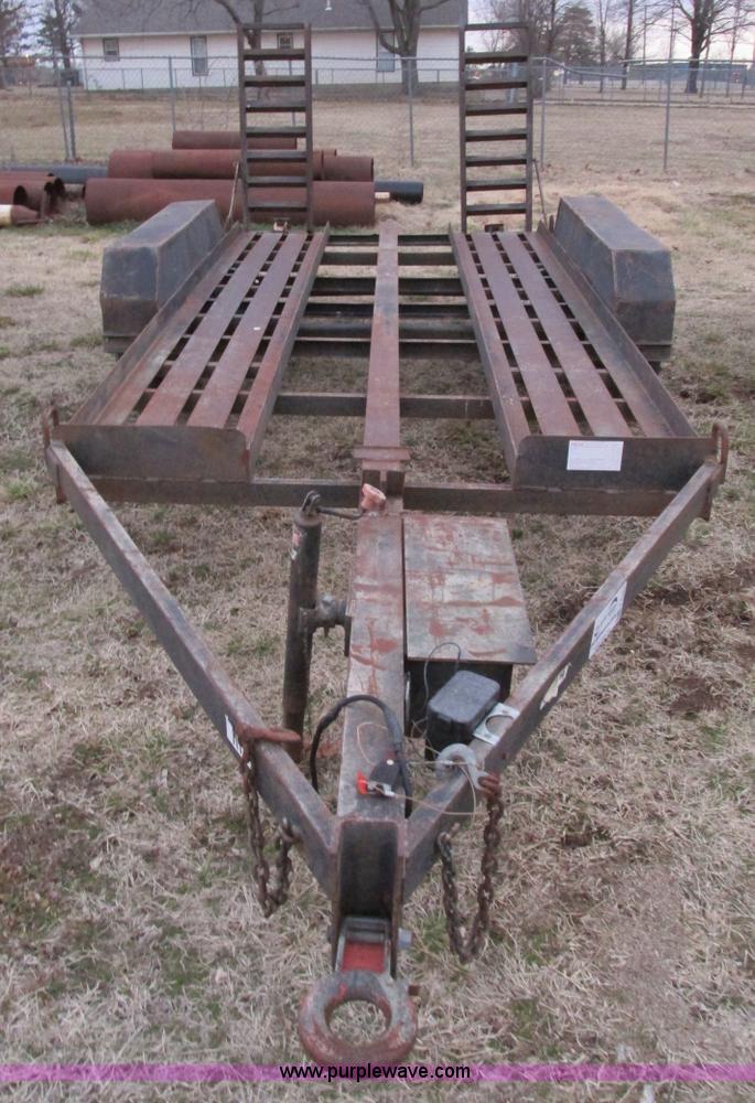 image for item F4283 1977 13' tandem axle trailer