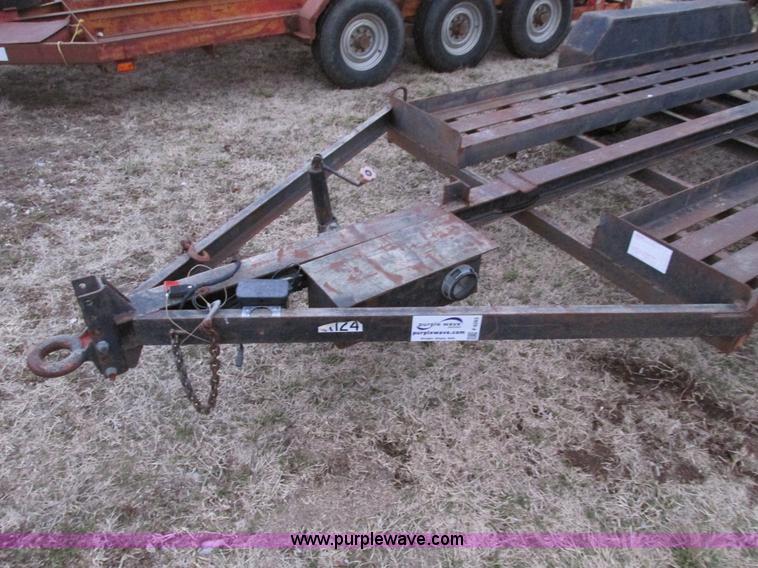 image for item F4283 1977 13' tandem axle trailer