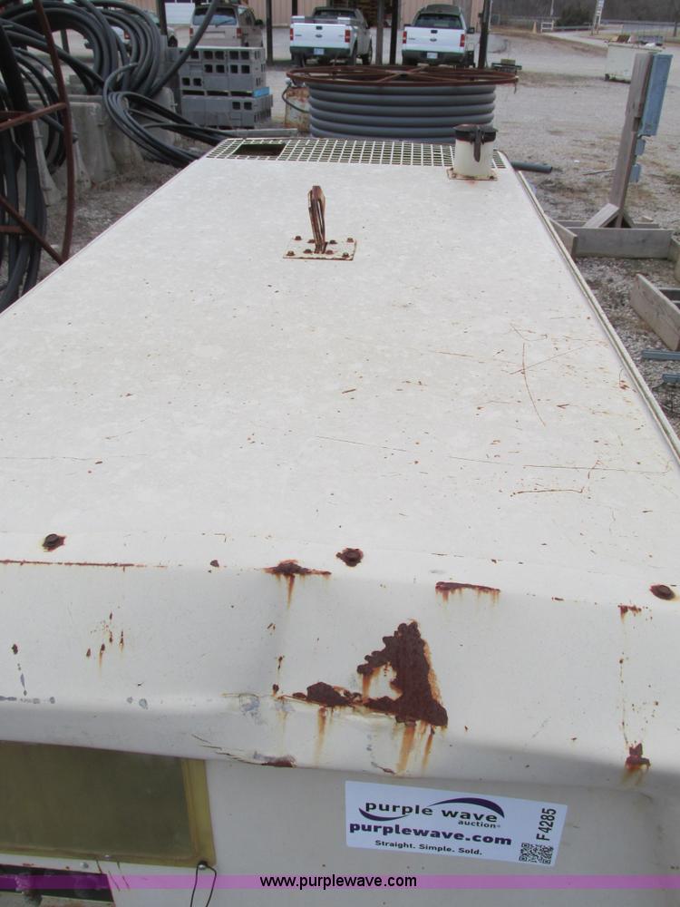 image for item F4285 1986