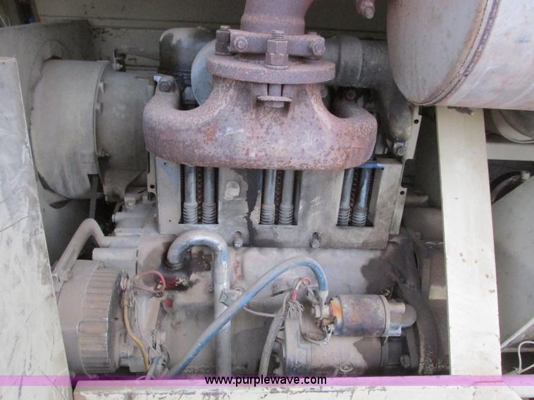 image for item F4285 1986