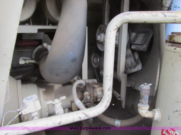 image for item F4285 1986