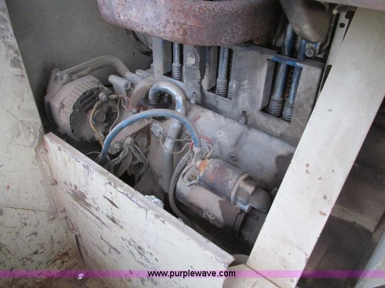 image for item F4285 1986