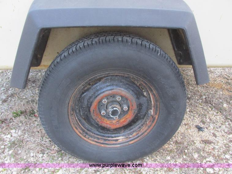 image for item F4285 1986