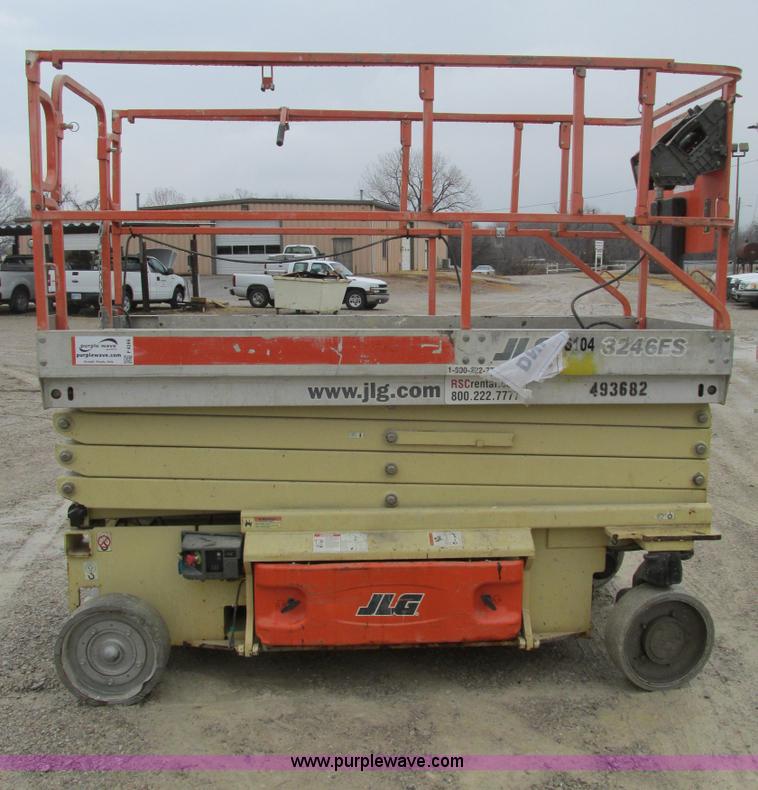 image for item F4286 JLG 3246ES scissor lift