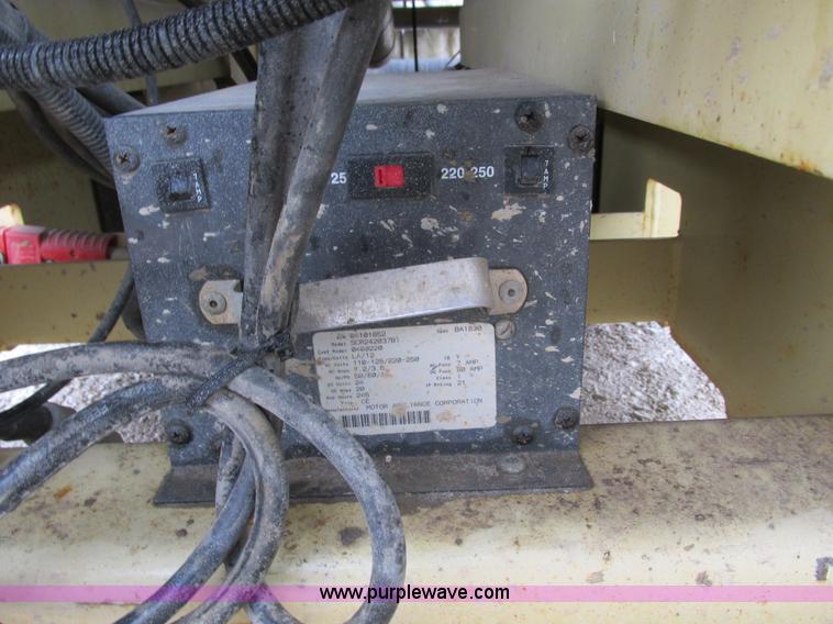 image for item F4286 JLG 3246ES scissor lift