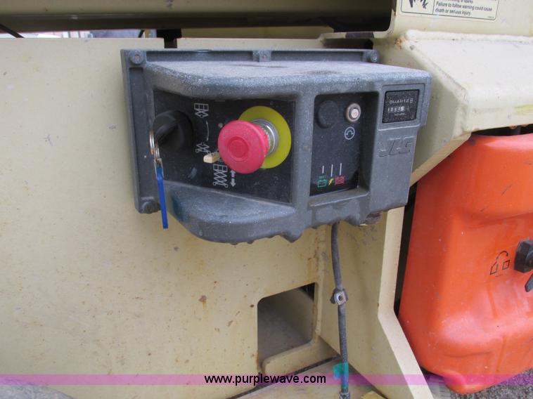 image for item F4286 JLG 3246ES scissor lift